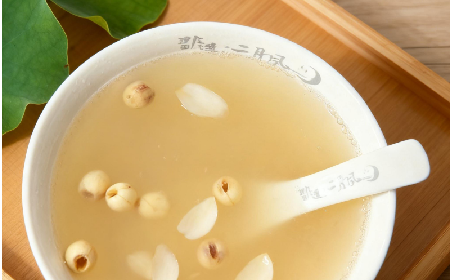 冬日圍爐時(shí)光，一碗野生葛粉撫平滿身燥意